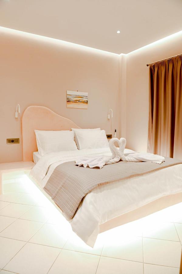 The Rock Luxury Homes Месарія Екстер'єр фото