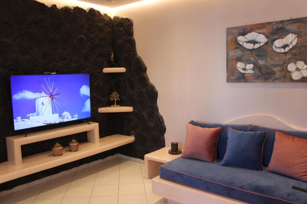 The Rock Luxury Homes Месарія Екстер'єр фото