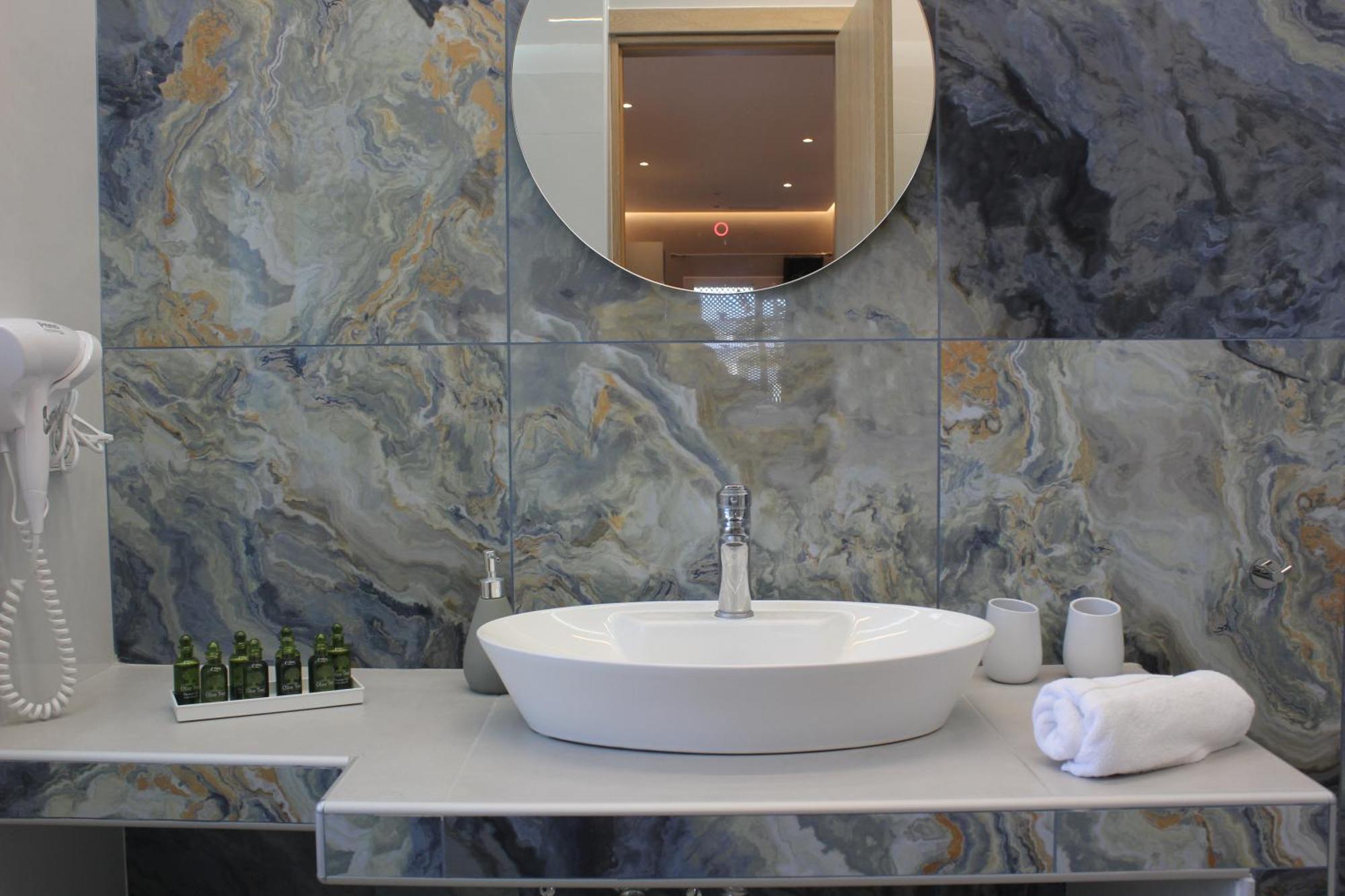 The Rock Luxury Homes Месарія Екстер'єр фото