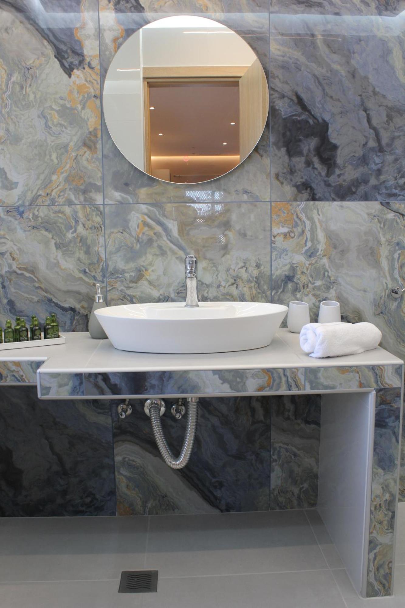 The Rock Luxury Homes Месарія Екстер'єр фото